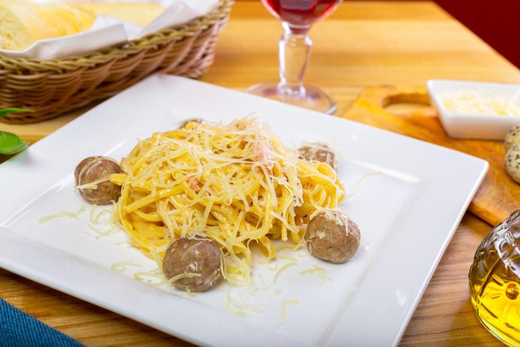 Spaghetti Squash with Meatballs Ketogenic Diet Resource