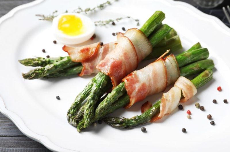 Bacon Wrapped Asparagus and Eggs