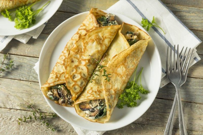 Chicken and Spinach Ricotta Crepes