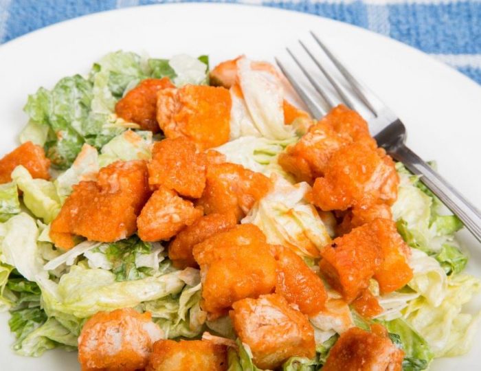 Pulled-Buffalo-Chicken-Salad-with-Blue-Cheese-e1517245435481